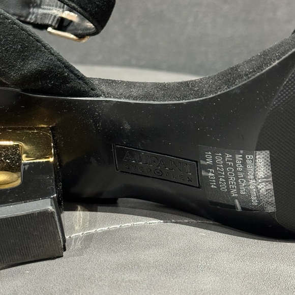 Alfani Coreena Sandals - Picture 4 of 9